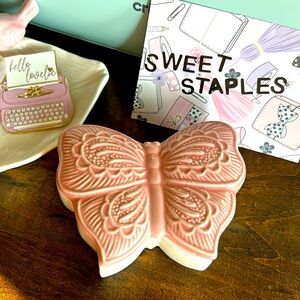 🎀vtg antique Style Butterfly Trinket Box Pink Bow Coquette 🦋🎀